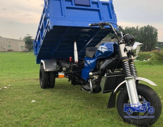 XE BEN CHỞ TẠP HÓA