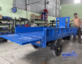 Xe ba bánh chở xà bần