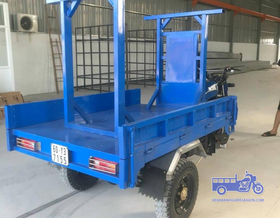 Xe Không Ben Chở Sắt