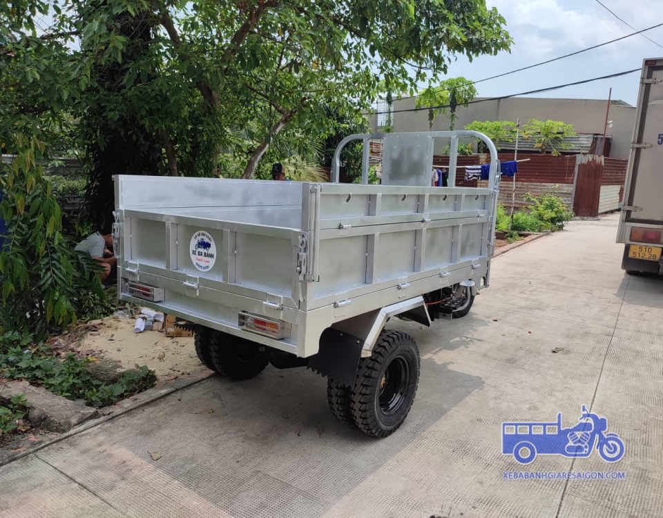 XE KHÔNG BEN - CẦU VUÔNG