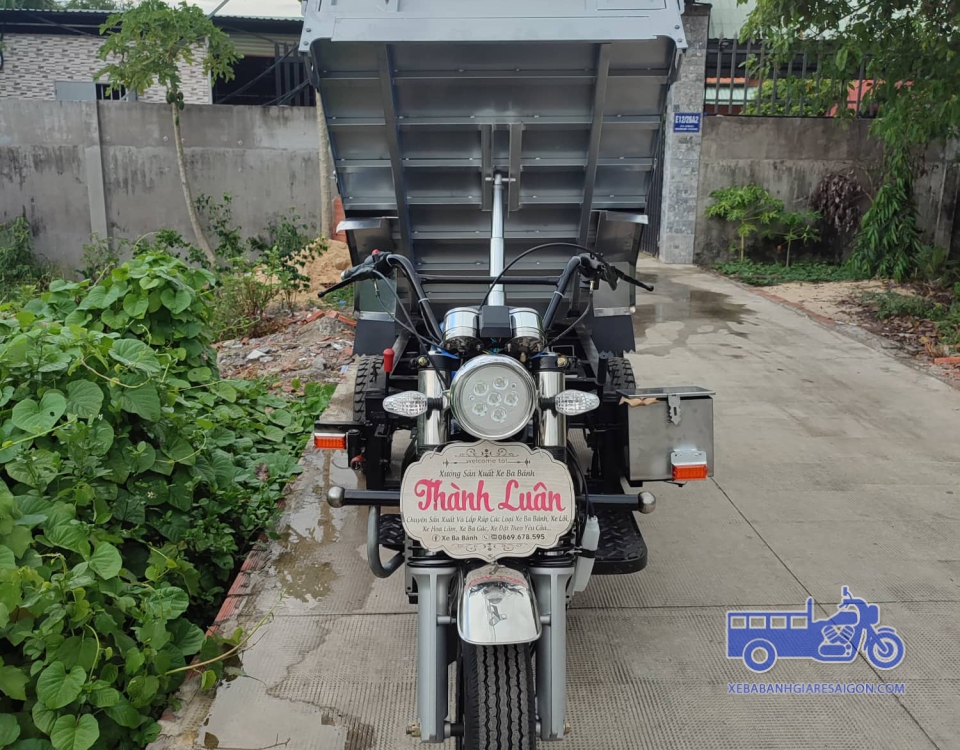 XE BEN BỌC TÔN NGOÀI
