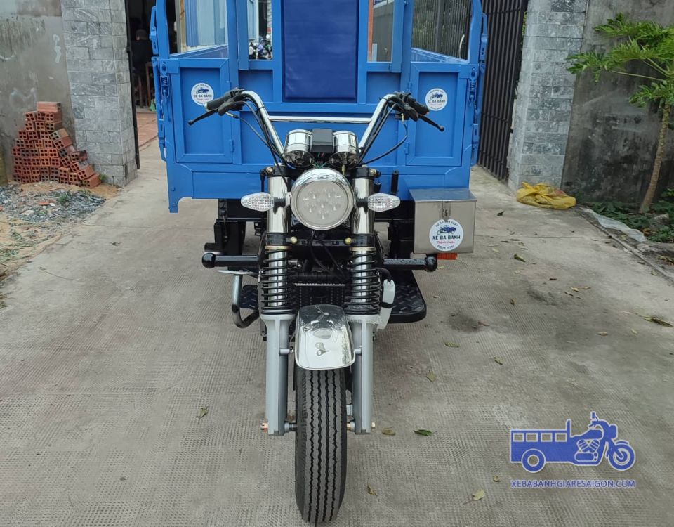 XE 1 TI BEN TẢI HÀNG