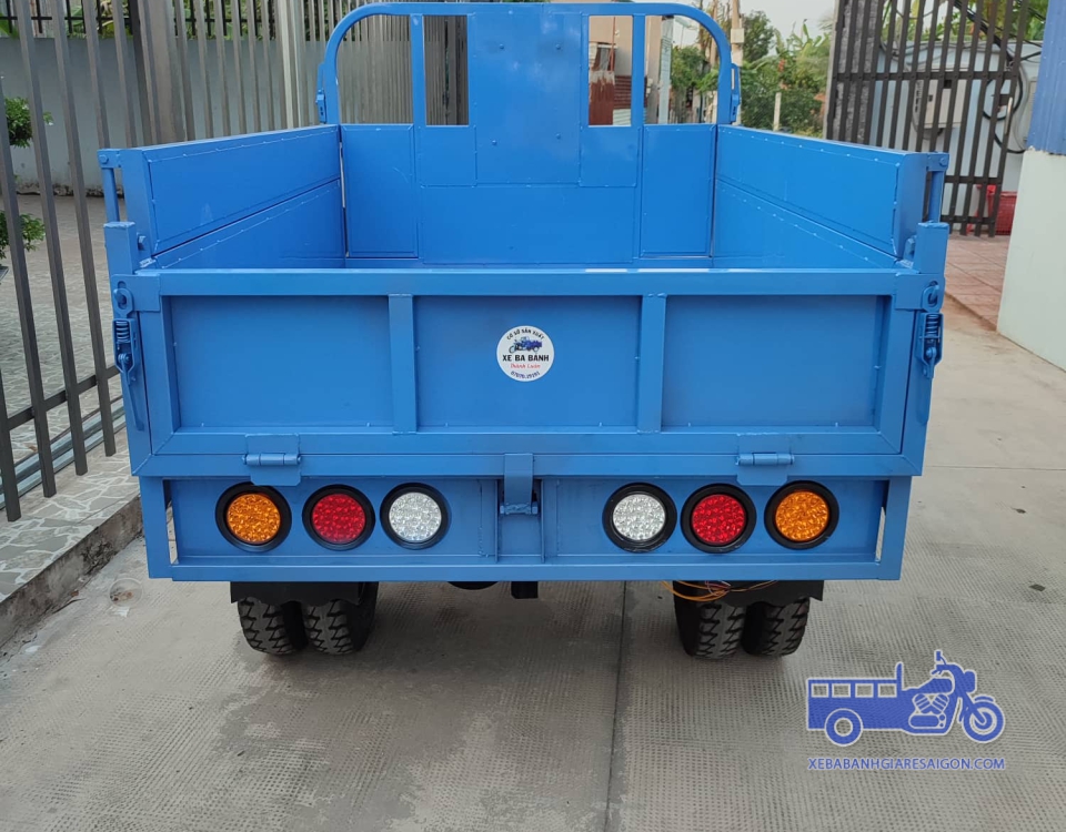 XE CHỞ VẬT LIÊU XÂY DỰNG