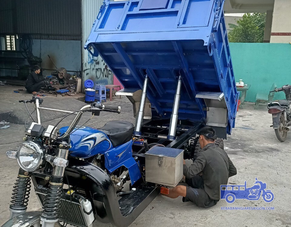 Xe Hai ty ben Bình Chánh 