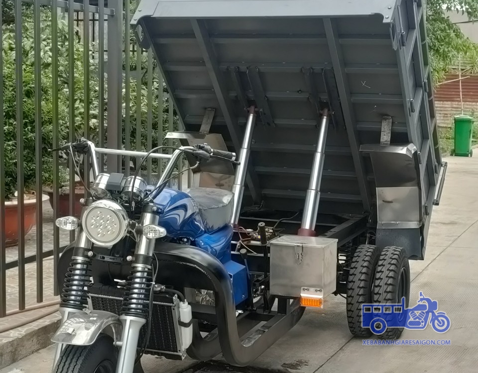 Xe ba bánh hai ty ben 