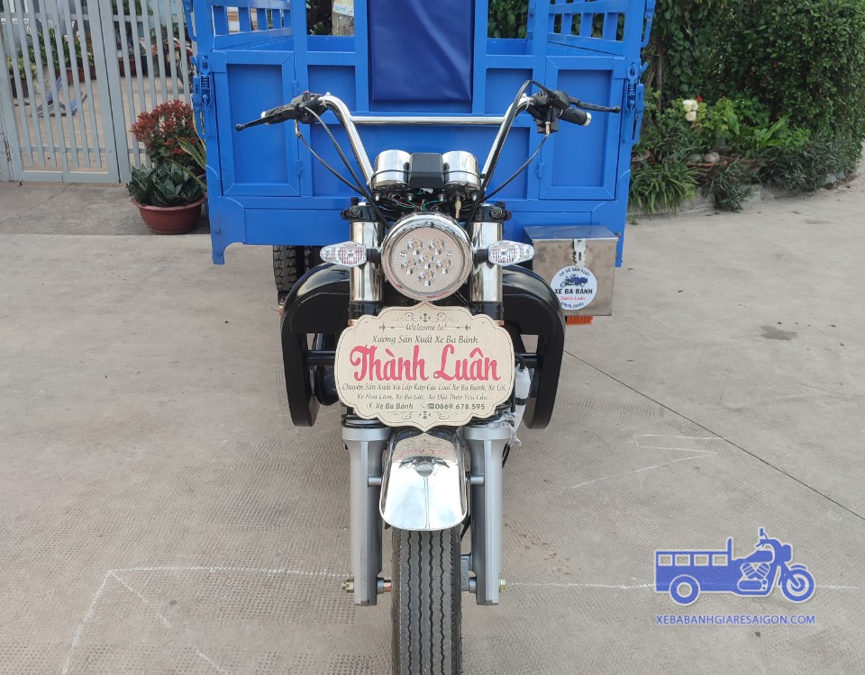 MÂU XE CHỞ TRÁI CÂY